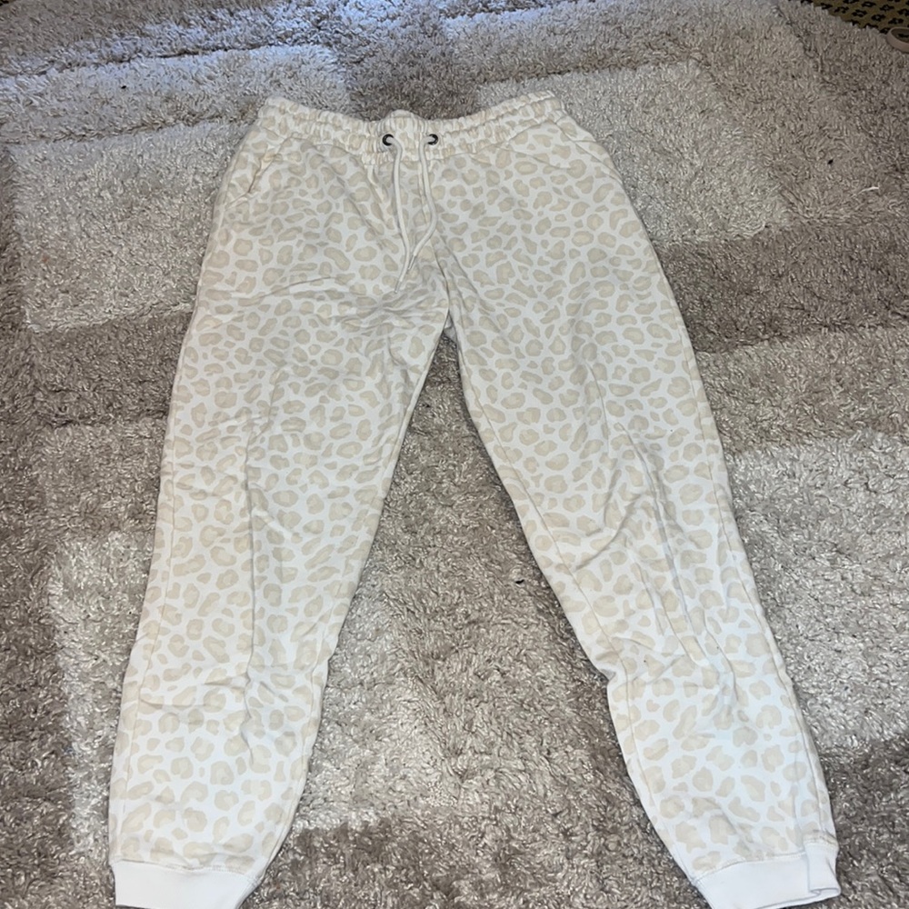 Super cute and cozy cheetah joggers